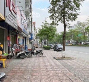 cực hiếm có 1 không 2. nhà 5 tầng mặt phố thạch bàn. giảm 700tr còn 15,3 tỷ.