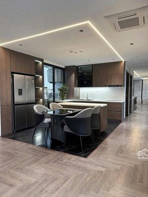 cho thuê căn hộ the emerald ct8 mỹ đình, giá 16 triệu/tháng, 80,8m2, 2pn, 2wc. liên hệ: 