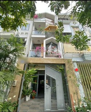 nhà ngộp đường cô giang-p2-phú nhuận dt 75,6m2 giá 3tỷ8 còn tl gần chợ phú nhuận đang cho thuê 23tr