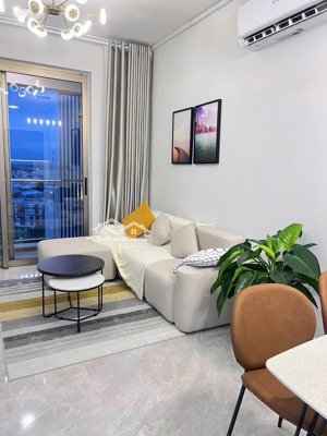 bán căn hộ midtown m8 phú mỹ hưng, q7 lh em nga