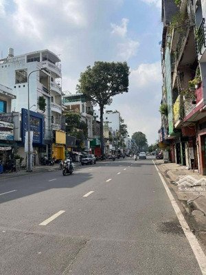 bán nhà mặt tiền siêu đỉnh trần phú ( 3,7 x 11 ) 4 tầng đúc dòng tiền 40tr/th giá 11 tỷ.