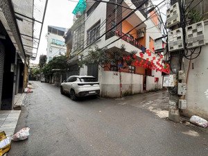 bán nhà cạnh khu phân lô bộ tư lệnh cảnh vệ , lạc long quân tây hồ dân xây chắc chắn 46m - mt 4.3m