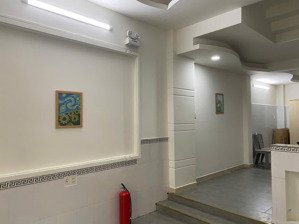 nhỉnh 8 tỷ - có ngay nhà 4x11m - 41.5m2 - hẻm xe hơi đậu cửa phan đình phùng, p1, phú nhuận