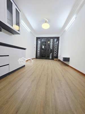 bán nhà riêng tại phố xã đàn, chỉ vài bước ra phố, căn nhà 5 tầng thoáng sáng, sổ riêng, 7.55 tỷ