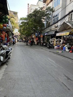 chính chủ bán đất tặng nhà 2 tầng đường đào tấn giá rẻ nhất thị trường sổ sẵn giao dịch