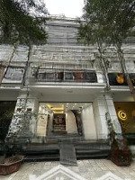 cho thuê nhà mới lạc long quân - tây hồ có thang máy, dt 70m² x 6t, thông sàn, ô tô thông ngõ. 27tr