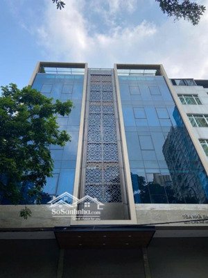 cho thuê tòa nhà trung hòa- trung kính: dt 100m² x 8 tầng, có hầm, thang máy, pccc nghiệm thu chuẩn