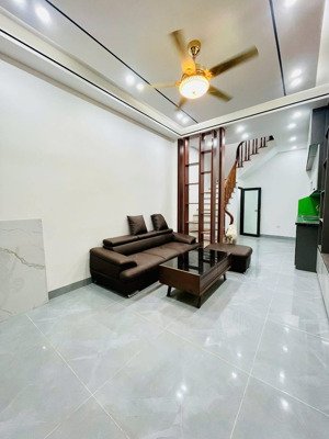 ô tô tránh đỗ cổng phố minh khai nhà đẹp 2 thoáng ngõ thông sổ đỏ cc 40m x5t giá nhỉnh 7 tỷ có tl