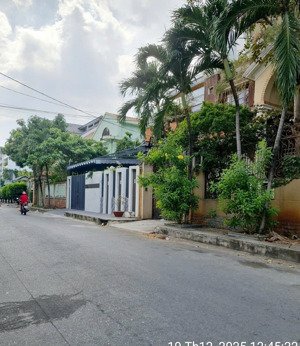 hót ! tân phú.cần bán nhà mặt tiền, 5 tầng, khu vip toàn biệt thự. dt: 4x23, chỉ 12ty nhỉnh