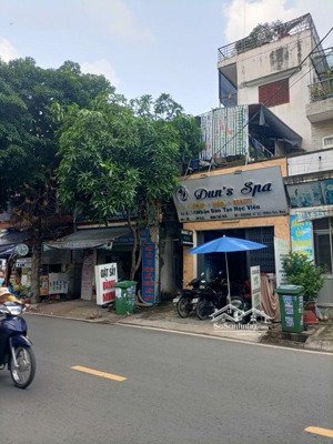mặt tiền lê thị hoa bình chiểu, thủ đức (ngang 5m) công nhận 101m, có nhà + 5 phòng trọ