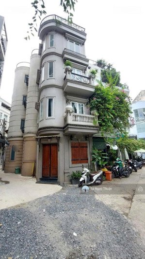 cần bán hẻm ô tô vip quận 1 nguyễn thị minh khai(4.3x8m) 4 tầng hdt 25tr giá 15.9 tỷ