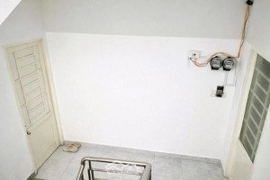 khuông việt phú trung tân phú, hẻm 8m 4 tầng, dt 85m, chdv dòng tiền tốt