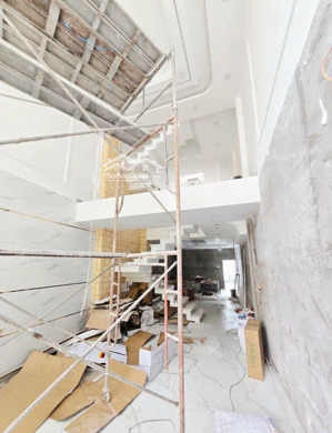 bán nhà mới hẻm xe tải quay đầu dt: 66m | 1 trệt 1 lửng 3 lầu nhà mới đẹp