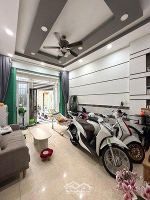 bán nhà cạnh tên lửa an lạc bình tân giáp quận 6.