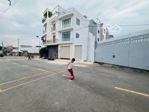 bán nhà tân kỳ tân quý 4,5x12 1 trẹt 2 lầu sân thượng giá nhỉnh 6ty khu phân lô ko lộ giới an ninh