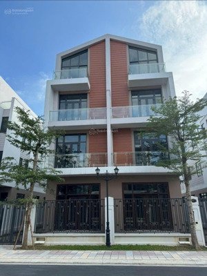 bán bt tứ lập ngay biển hồ ocean park 16,6 tỷ, 120m2, giá cực chất bao đẹp