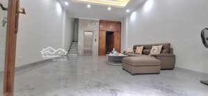 nhà mới tinh full nội thất đẹp long lanh - phân lô/ô tô tránh - thang máy