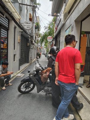 bán nhà trần văn đang 33 2 tầng 3.1 11 chỉ 4.5 tỷ nhiêu lộc quận 3.