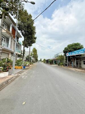 Nền đẹp đường A6 Khu Dân Cư Hưng Phú 1