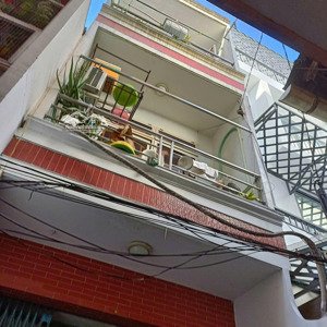 bán nhà hẻm trần hưng đạo,p.5,q.5,dt: 3 x 12 nhà xây 2 lầu 5 tỷ 58.