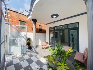 nhà cấp 4 hxh lê văn chí, phường linh trung gần ngã 4 thủ đức, đại học sư phạm kĩ thuật.