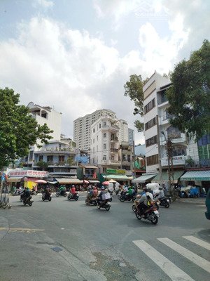 mặt tiền kinh doanh đa ngành nghề.đường thuận kiều. quận 11