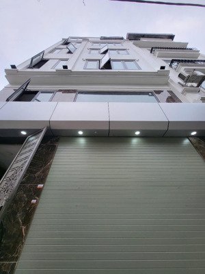 bán nhà lĩnh nam - khuyến lương 40m2, 6 tầng mới, gần gamuda, ô tô đỗ cửa 9.5 tỷ