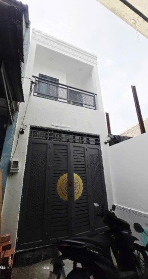 nhà đường số 3- 30m2- 2 tầng- hxh -nhỉnh 3xty kết cấu : 1 trệt 1 lầu 2pn , 1 phòng khách