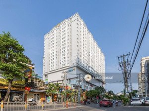 nhà căn góc 70m2, ngang lớn 4.2m, nở hậu tài lộc- ngay vincome nguyễn xí