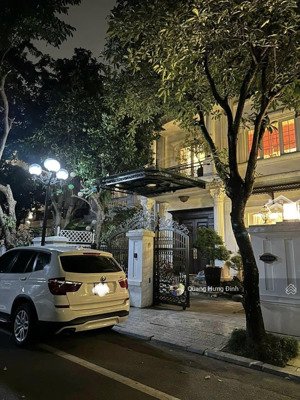 biệt thự geleximco lê trọng tấn 300m2-mặt tiền 13m, 3 tầng, vị trí đắc địa giáp phố, nhỉnh 180tr/m2