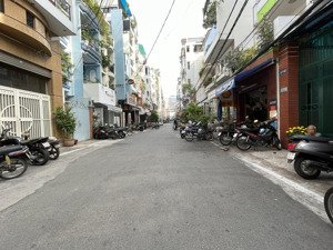 hoa hậu phú nhuận! giá chỉ còn 25 tỷ - dt: 4.25 x18 - cn: 74.4m2 - kết cấu: 5 tầng trương quốc dung