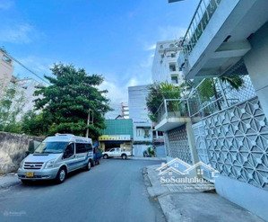 giảm giá! nhà mặt tiền trần hữu trang, phú nhuận. dt 5x12m vuông vức giá chỉ 10,4 tỷ