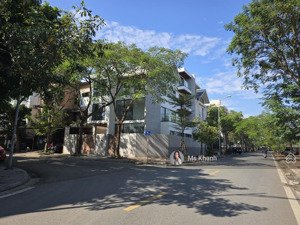 chính chủ nhờ bán gấp biệt thự việt hưng, long biên trước tết: 220m2, mt11m, giá 55 tỷ