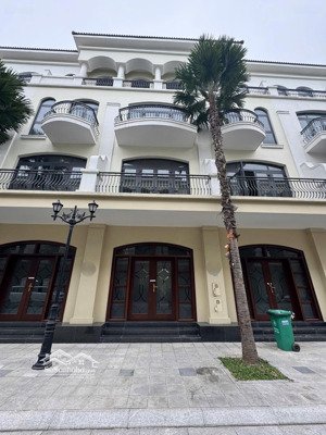 duy nhất một căn chà là 58.5m2, mt 4.5, hướng đông nam mà giá chỉ 8tỷ450 - giá tốt nhất thị trường