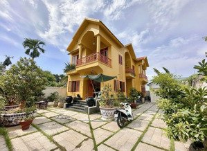 biệt thự vườn 2 tầng, 375m2, ngang 15m, gần ql13, vĩnh phú, giáp thủ đức, chỉ 14,x tỷ.