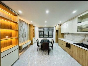 bán nhà thái hà, đống đa.dt 37m2 7t mặt tiền 4,5m giá 18,8tỷ .lh thu phương