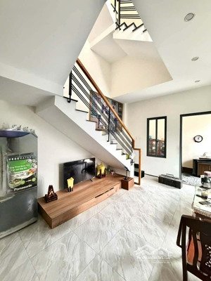 bán gấp nhà tại cù chính lan, 4,8 tỷ, 50m2, 3pn, 3wc, pháp lý đầy đủ, đẹp, nhiều tiện ích