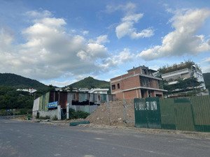 bán lô đất hoa hậu hòn xện vĩnh hoà view trực diện bến du thuyền ngang 16 m diện tích 320 m