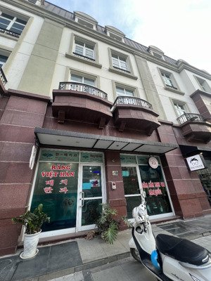 cho thuê nhà phố đình thôn tập trung ng hàn, diện tích 50m2 x 5 tầng, mt 4m, ưu tiên nhà hàng