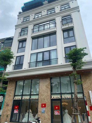 cho thuê nhà mặt phố nhật chiêu view hồ tây cực đẹp, diện tích 110m2 x 3 tầng, mặt tiền 7m