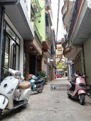 bán nhà giải phóng 35m²,5 tầng, mặt ngõ ô tô tránh, ở hoặc cho thuê cực ổn, giá 7.65 tỷ