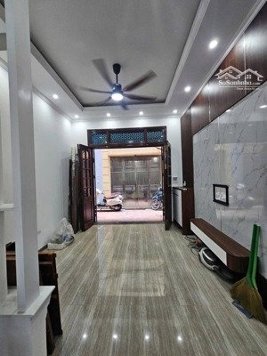 bán nhà hoàng văn thái dt43m2 x 4 tầng gần ô tô tránh kinh doanh