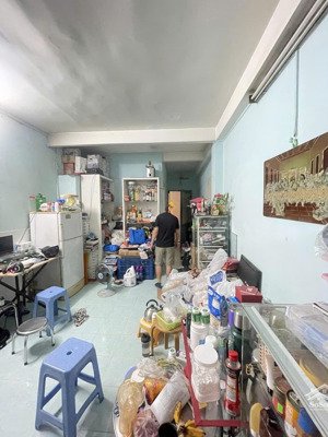 chung cư lầu 1, cmt8 tân bình, 43m2, 1pn có thể nâng 2pn, chỉ 2.35 tỷ, gần sân bay, nhà mới ở liền