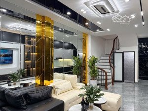 nhà hiếm 2 thoáng pull nội thất .tại khương trung, thanh xuân, hà nội, 8,8 tỷ, 35m2