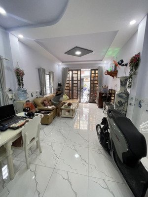 gấp! bán căn góc đẹp (4x12)x2 tầng chỉ 3.3tỷ, shr, hxh thông, đường số 4, p. bình tân, giáp tân phú