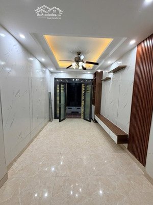 cực hiếm!!! bán nhanh nhà 300 nguyễn xiển 25m,5 tầng,3 ngủ chỉ 5.85 tỷ