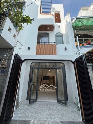 siêu phẩm 3 tầng mới lung linh- đỗ công tường- gần siêu thị aeon mall- đại học công thương- tân phú