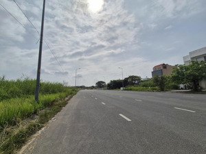 chính chủ bán nhiều khuôn đất huy hoàng tml, tp thủ đức giá hấp dẫn