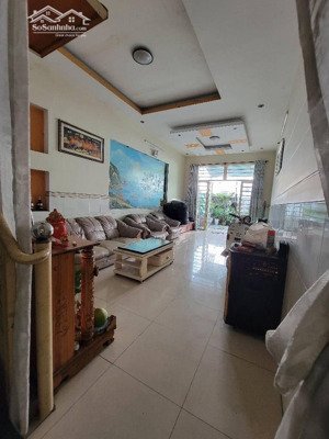 nhà quốc lộ 1a, 186m2, 2 tầng hxh, 8tỷ mô tả: - diện tích: 8 x 24m, kết cấu: 1 trệt 1 lầu