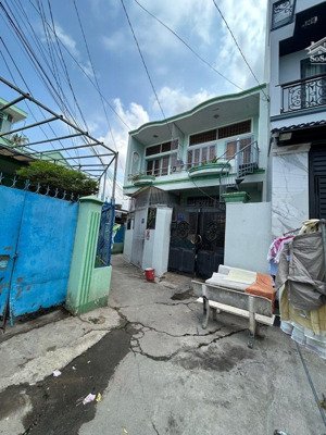 bán nhà 2 tầng 57.4m2, gần chợ thủ đức, tt linh chiểu giá 3.8 tỷ tl
